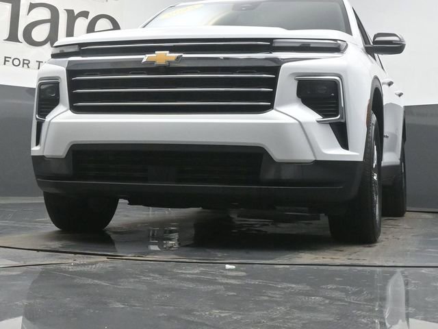 Used 2025 Chevrolet Traverse LT image 57