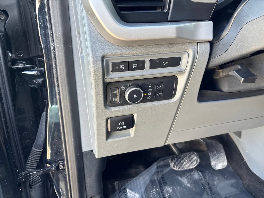 Used 2023 Ford F150 XLT w/ Equipment Group 302A High AWD/4WD image 18