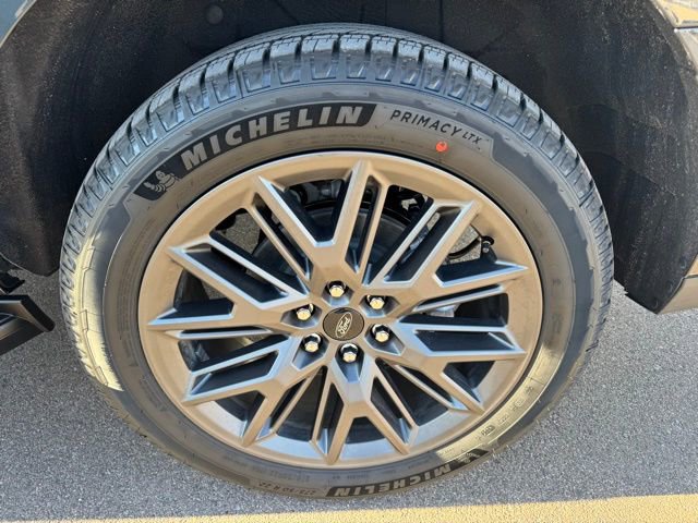 New 2026 Ford Expedition Max Platinum w/ Stealth Appearance Package image 11