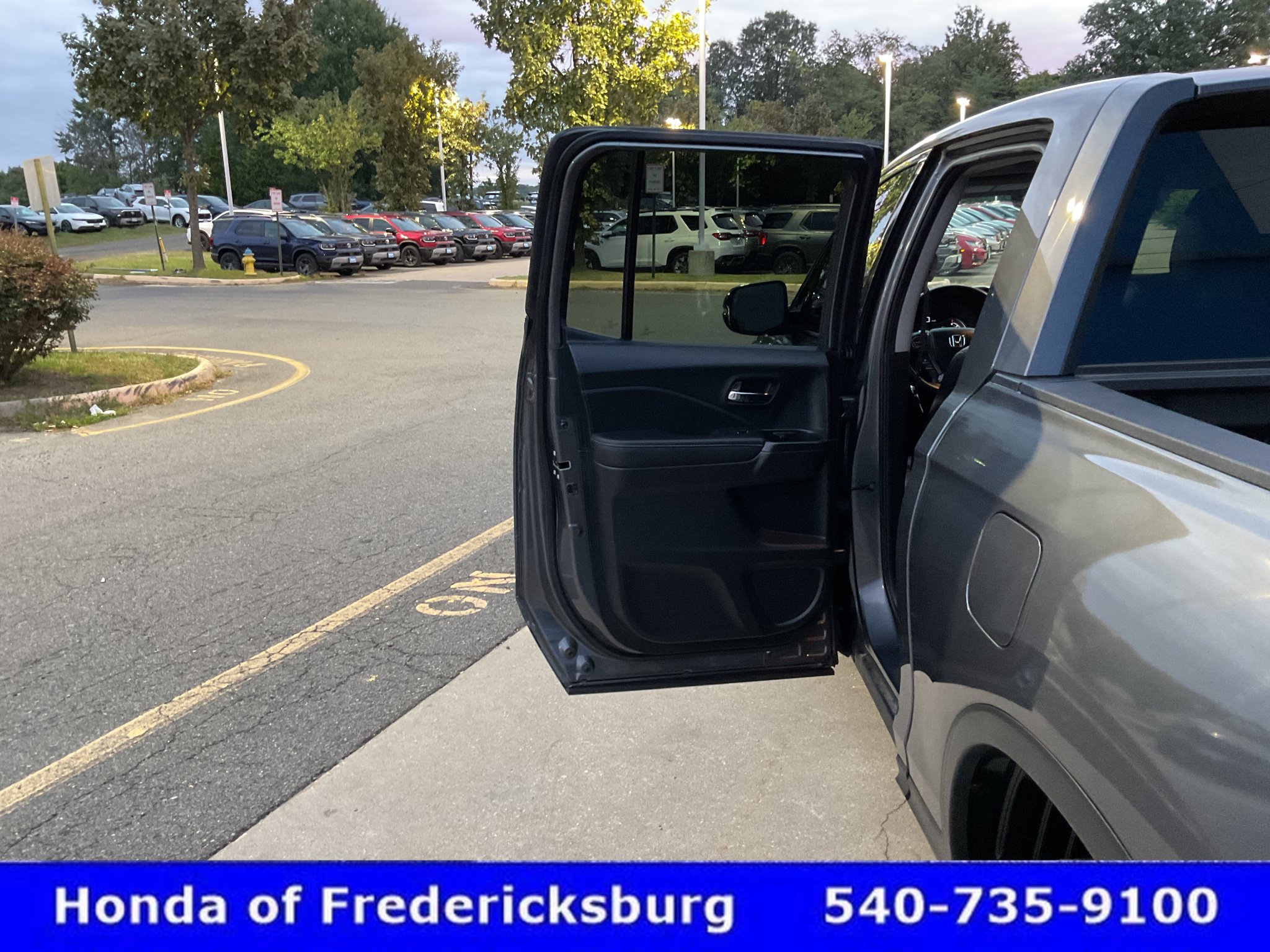 Used 2023 Honda Ridgeline RTL-E image 16