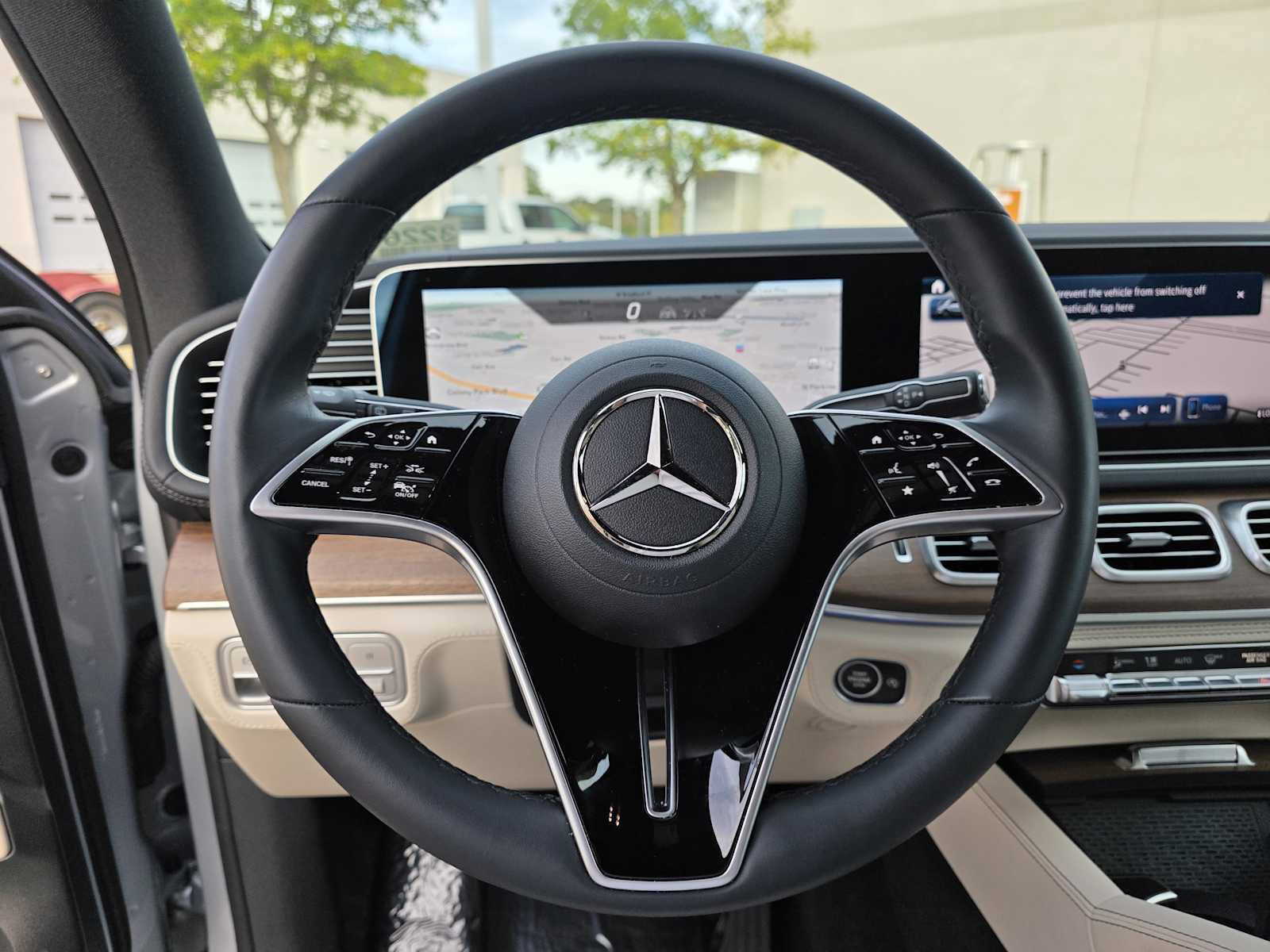 Used 2025 Mercedes-Benz GLE 350 4MATIC image 24