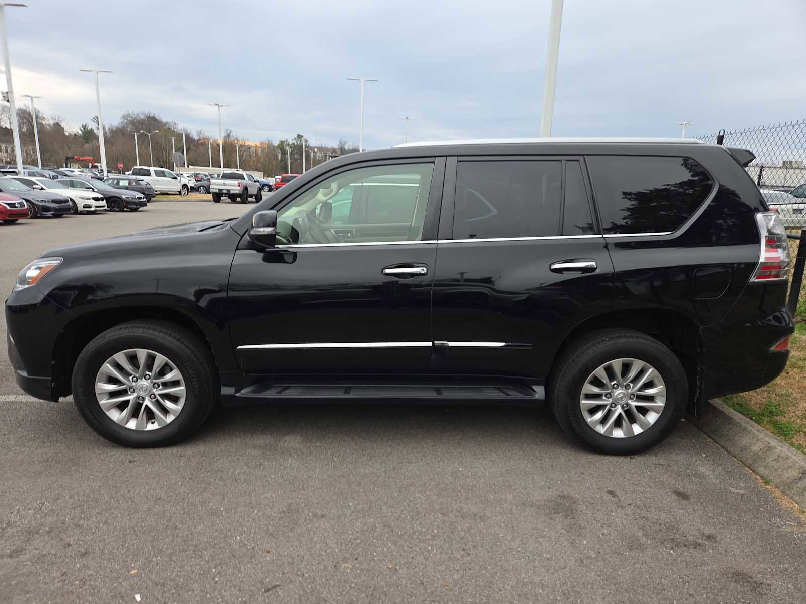 Used 2018 Lexus GX 460 Premium image 7