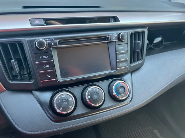Used 2016 Toyota RAV4 LE AWD/4WD image 11