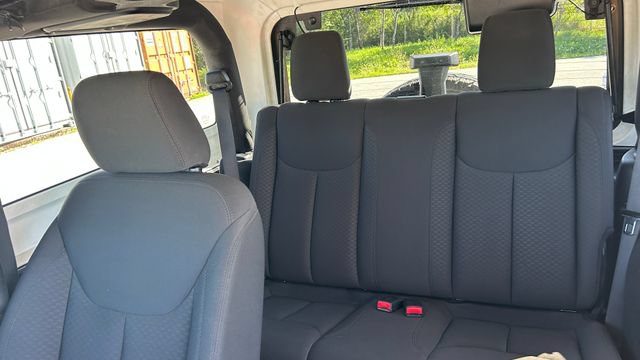 Used 2016 Jeep Wrangler Sport AWD/4WD image 21