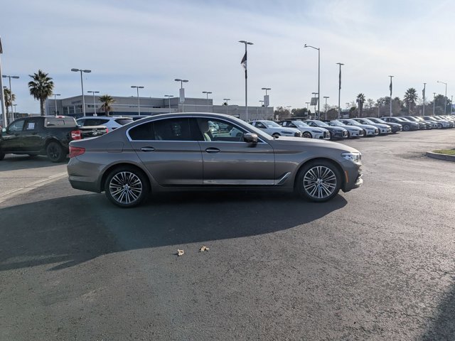 Used 2018 BMW 530i video 4