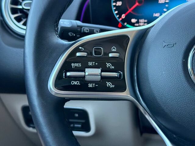 Certified 2023 Mercedes-Benz EQB 300 4MATIC w/ Exclusive Package image 30