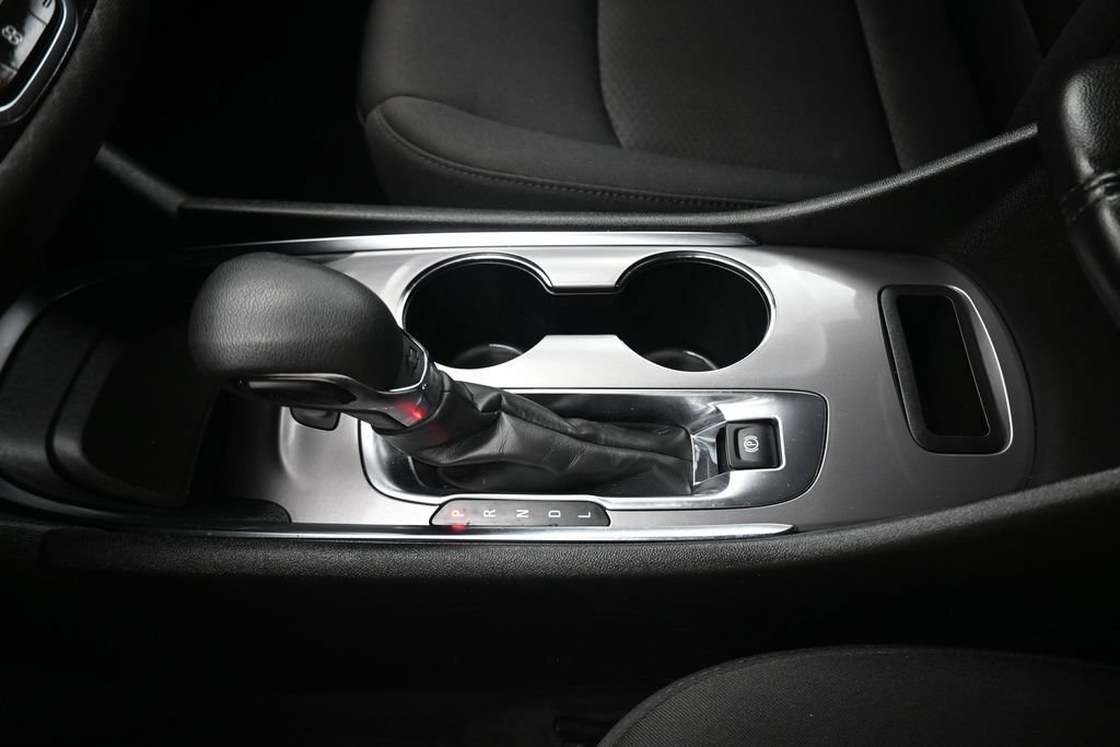 Used 2023 Chevrolet Malibu LT FWD image 21