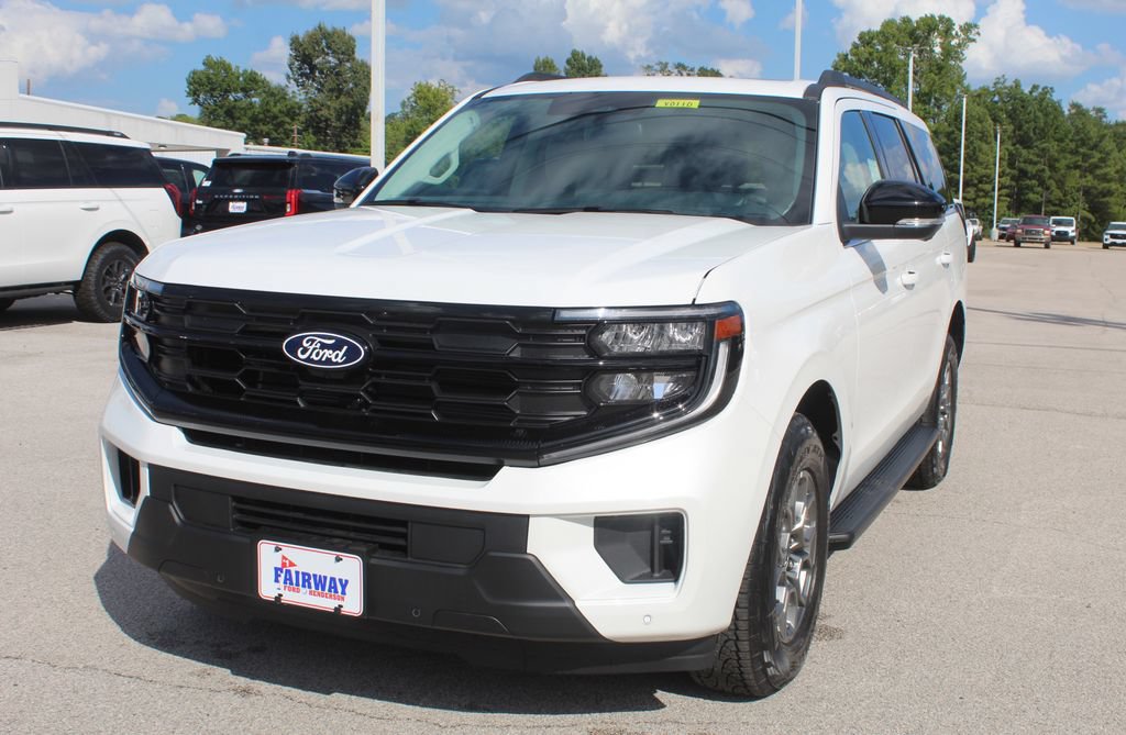 New 2027 Ford Expedition Active AWD/4WD image 2