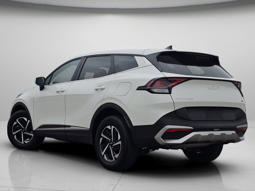 Used 2023 Kia Sportage LX image 20