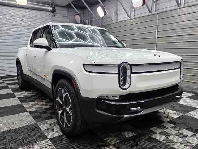 Used 2022 Rivian R1T Adventure AWD/4WD image 4