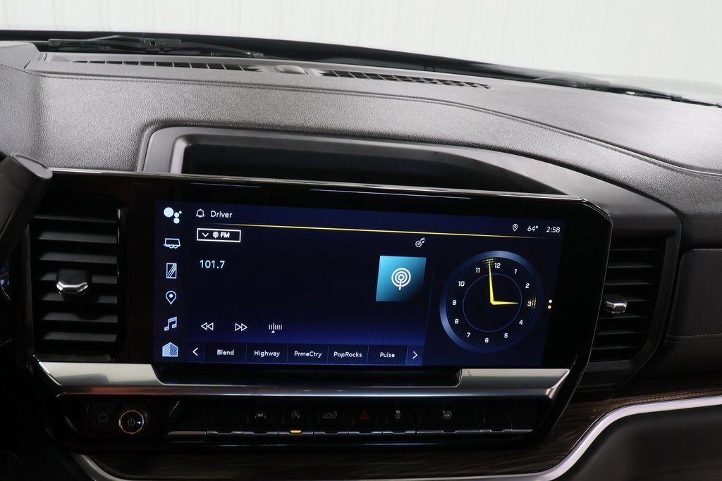 Used 2022 Chevrolet Silverado 1500 LT image 15