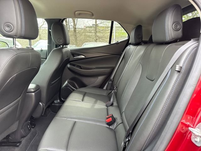 Used 2025 Buick Encore GX Sport Touring image 11