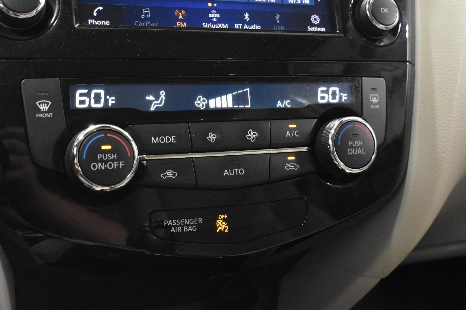 Used 2020 Nissan Rogue Sport SV w/ Technology Package FWD image 17