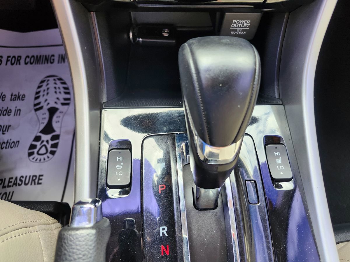Used 2017 Honda Accord Touring image 28