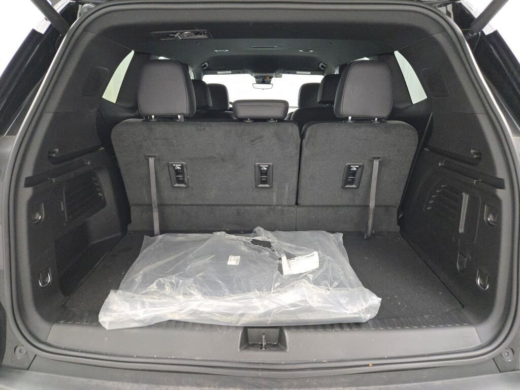 New 2026 GMC Acadia Elevation w/ Elevation Premium Package image 18