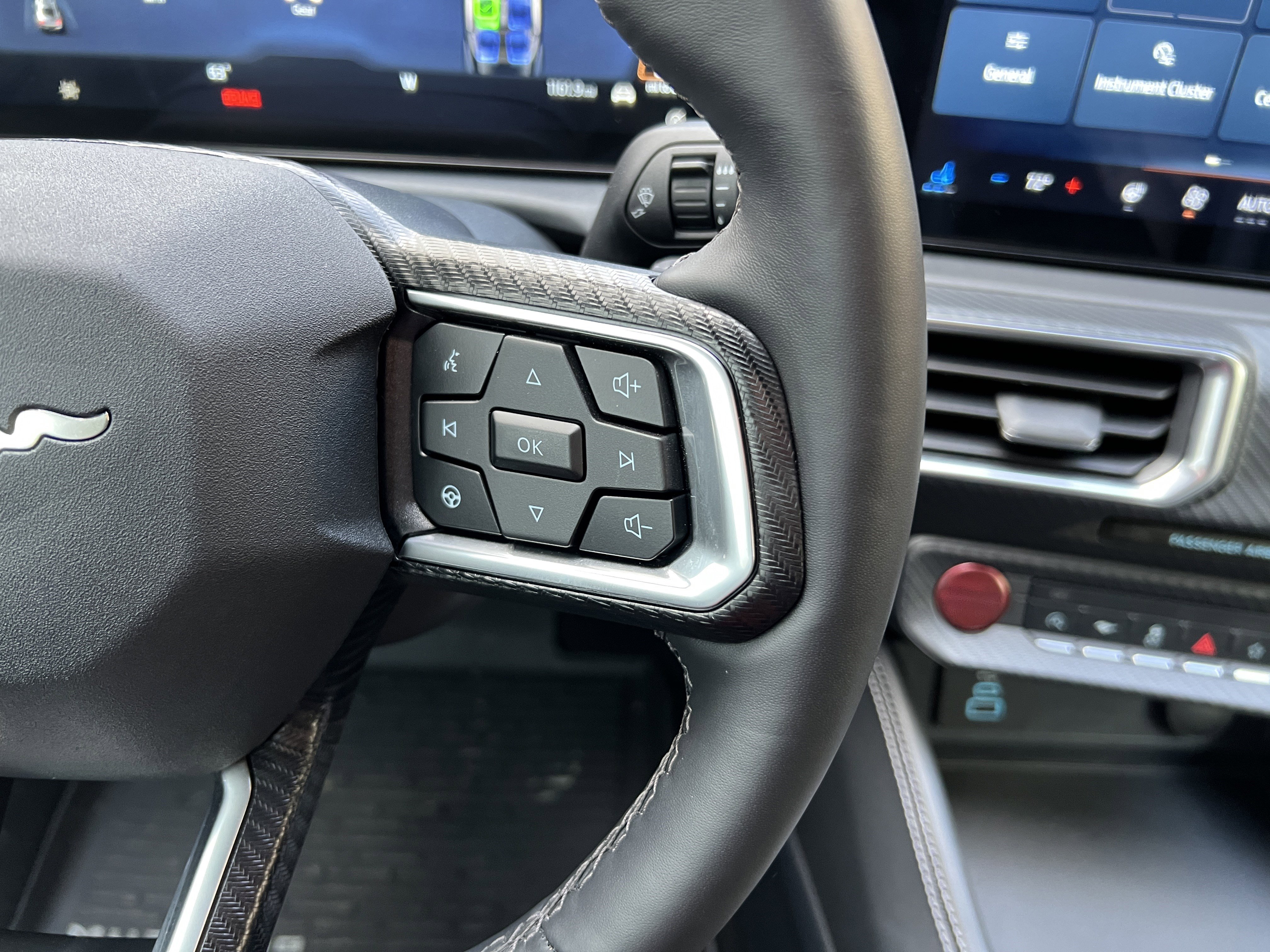 Used 2025 Ford Mustang GT Premium w/ GT Performance Package image 28