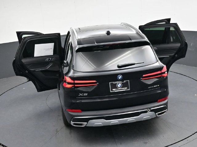 New 2026 BMW X5 xDrive50e w/ Executive Package AWD/4WD image 42