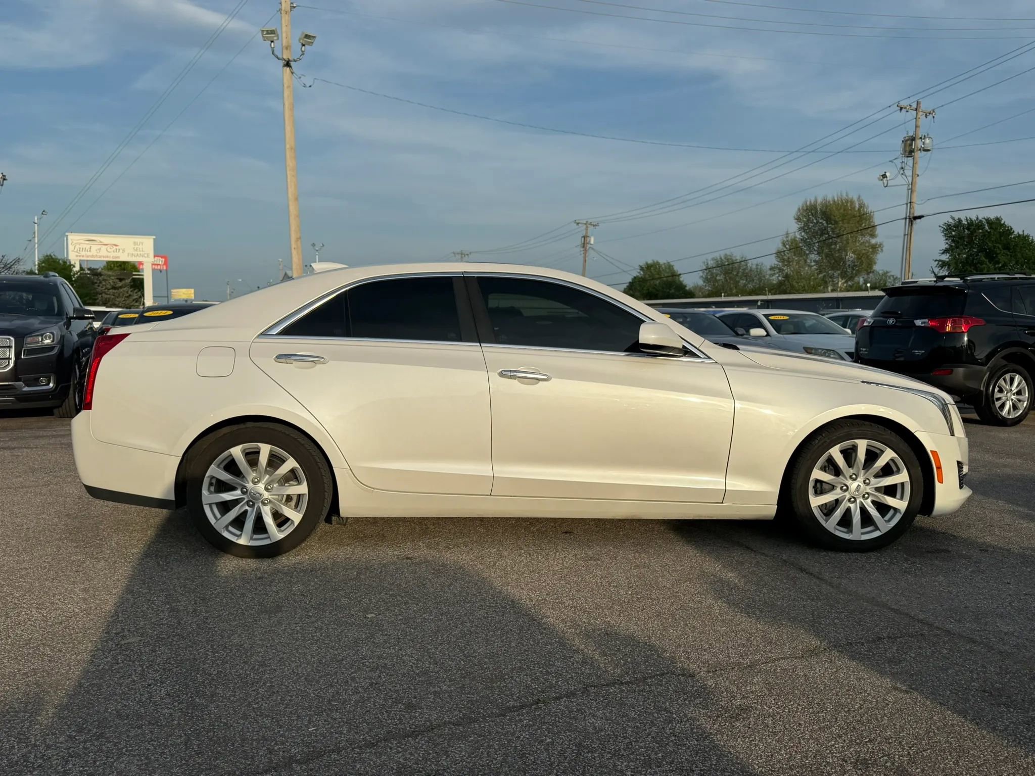 Used 2017 Cadillac ATS 2.0T Sedan RWD image 2