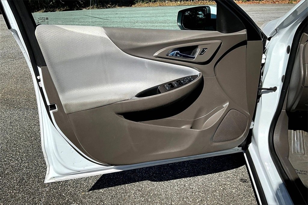 Certified 2022 Chevrolet Malibu LT image 18