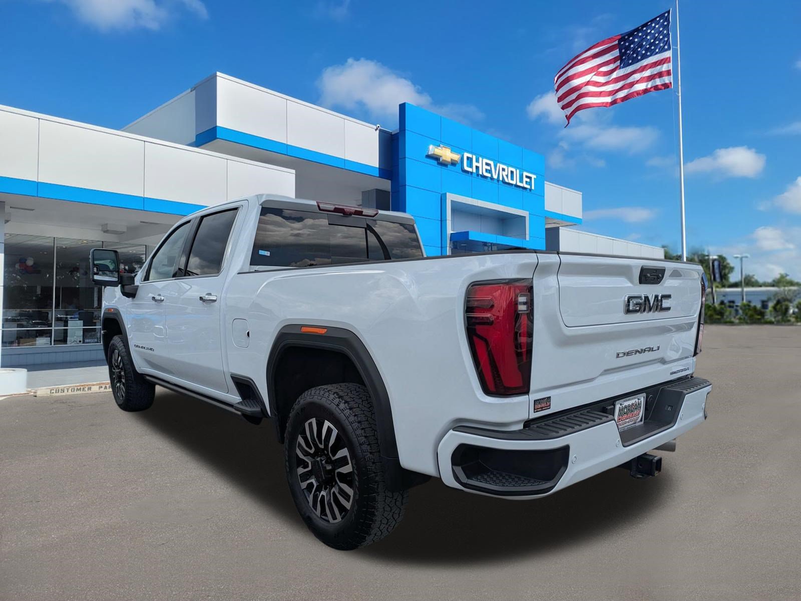 Used 2026 GMC Sierra 2500 Denali Ultimate w/ Snow Plow Prep/Camper Package AWD/4WD image 5