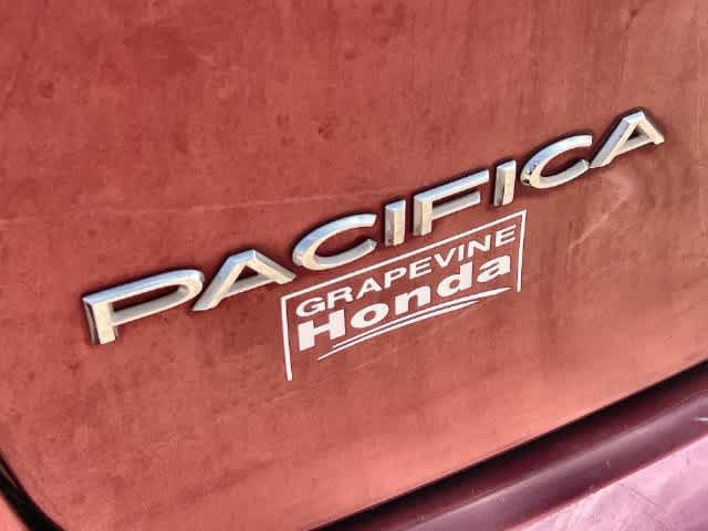 Used 2020 Chrysler Pacifica Touring-L FWD image 8
