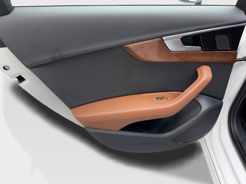 Used 2023 Audi A4 2.0T Premium w/ Convenience Package image 38