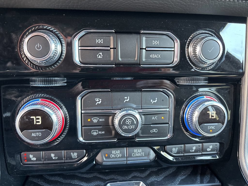 Used 2024 GMC Yukon Denali AWD/4WD image 35