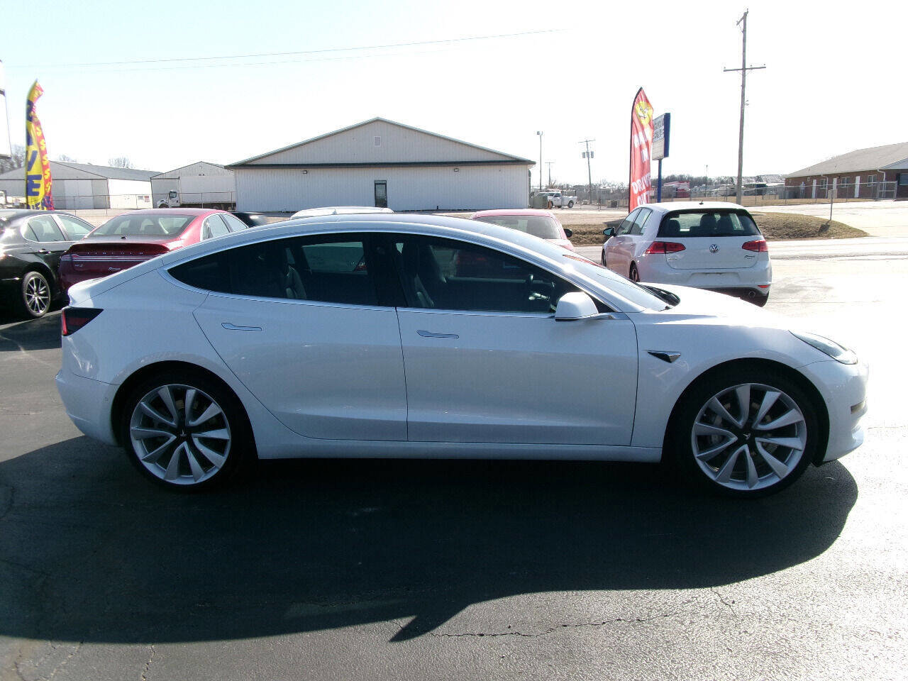 Used 2018 Tesla Model 3 Mid Range image 3