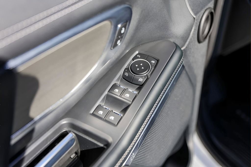 Used 2025 Ford Expedition Platinum image 24