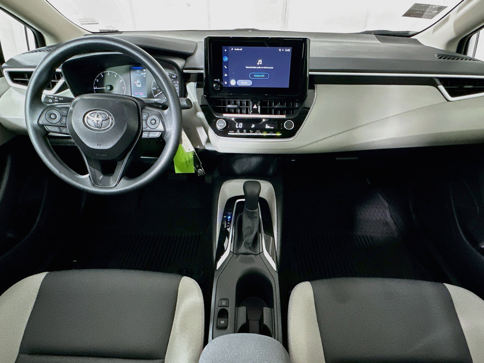Certified 2025 Toyota Corolla LE FWD image 26