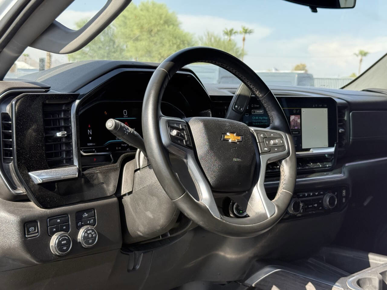 Used 2024 Chevrolet Silverado 2500 LT image 14