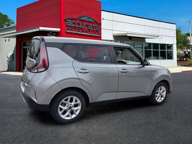 Used 2023 Kia Soul S image 5