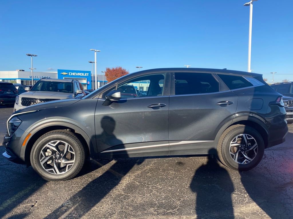 Certified 2024 Kia Sportage LX image 4