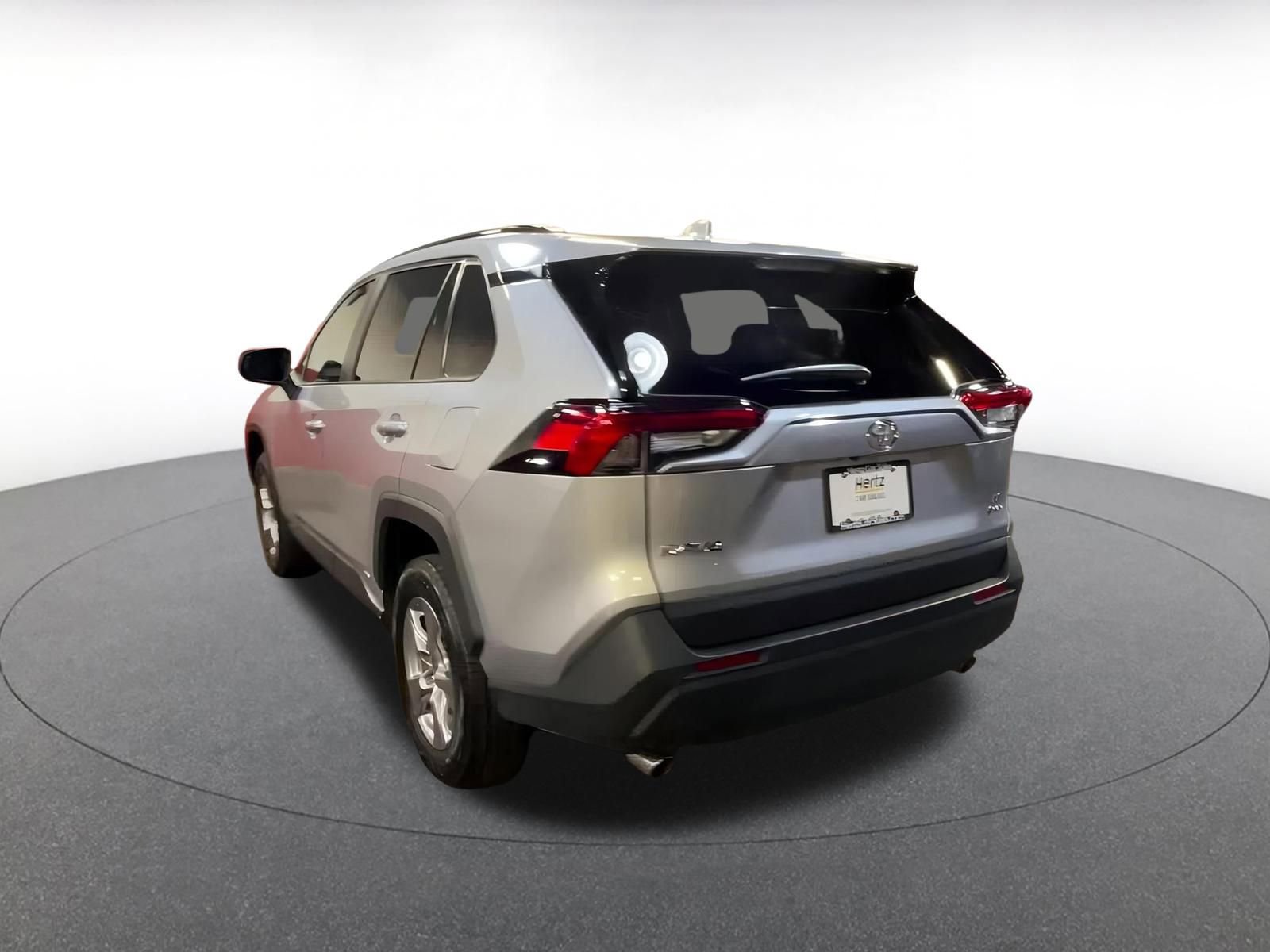 Used 2025 Toyota RAV4 LE image 11