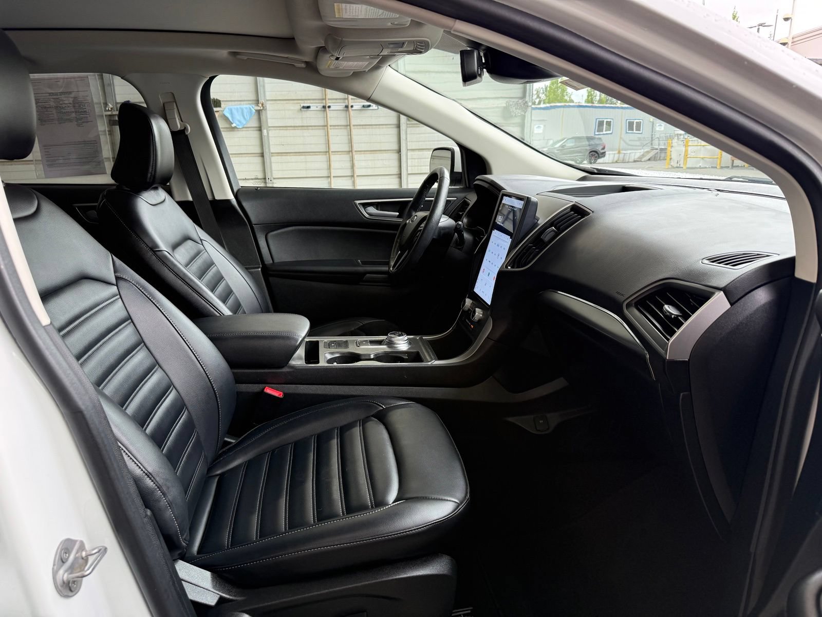 Used 2022 Ford Edge SEL w/ Convenience Package AWD/4WD image 10