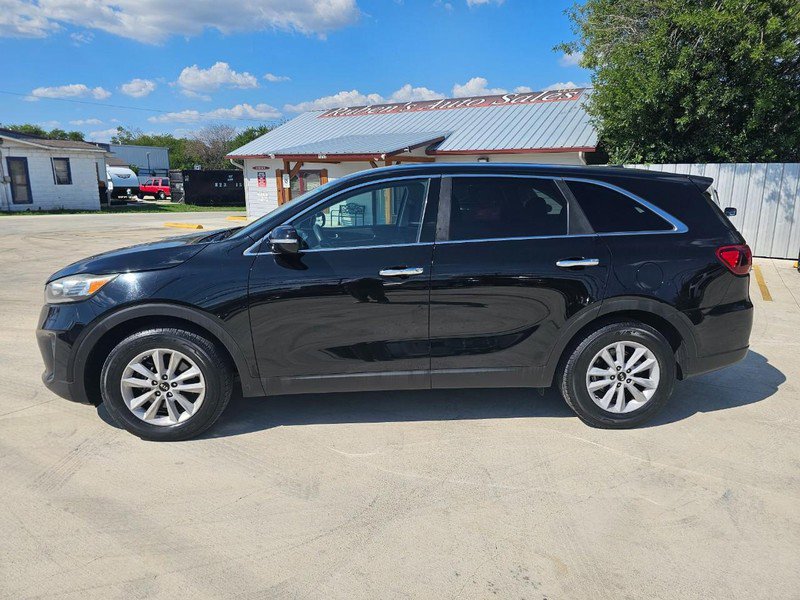 Used 2019 Kia Sorento LX image 2