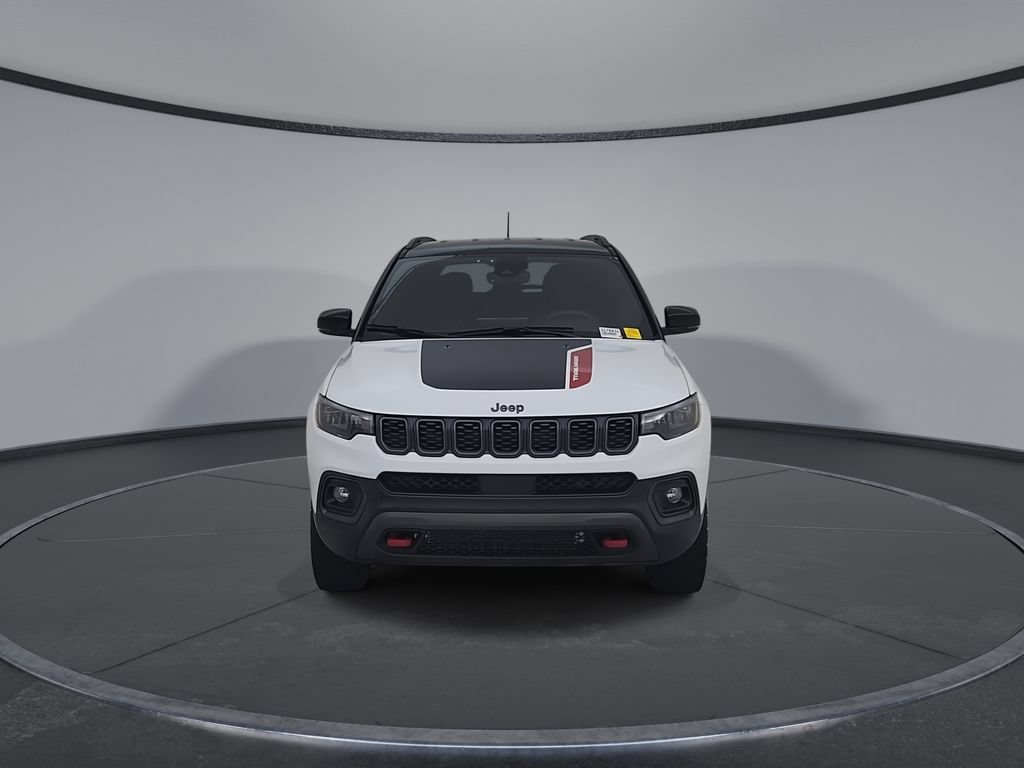 Certified 2026 Jeep Compass Trailhawk AWD/4WD image 7
