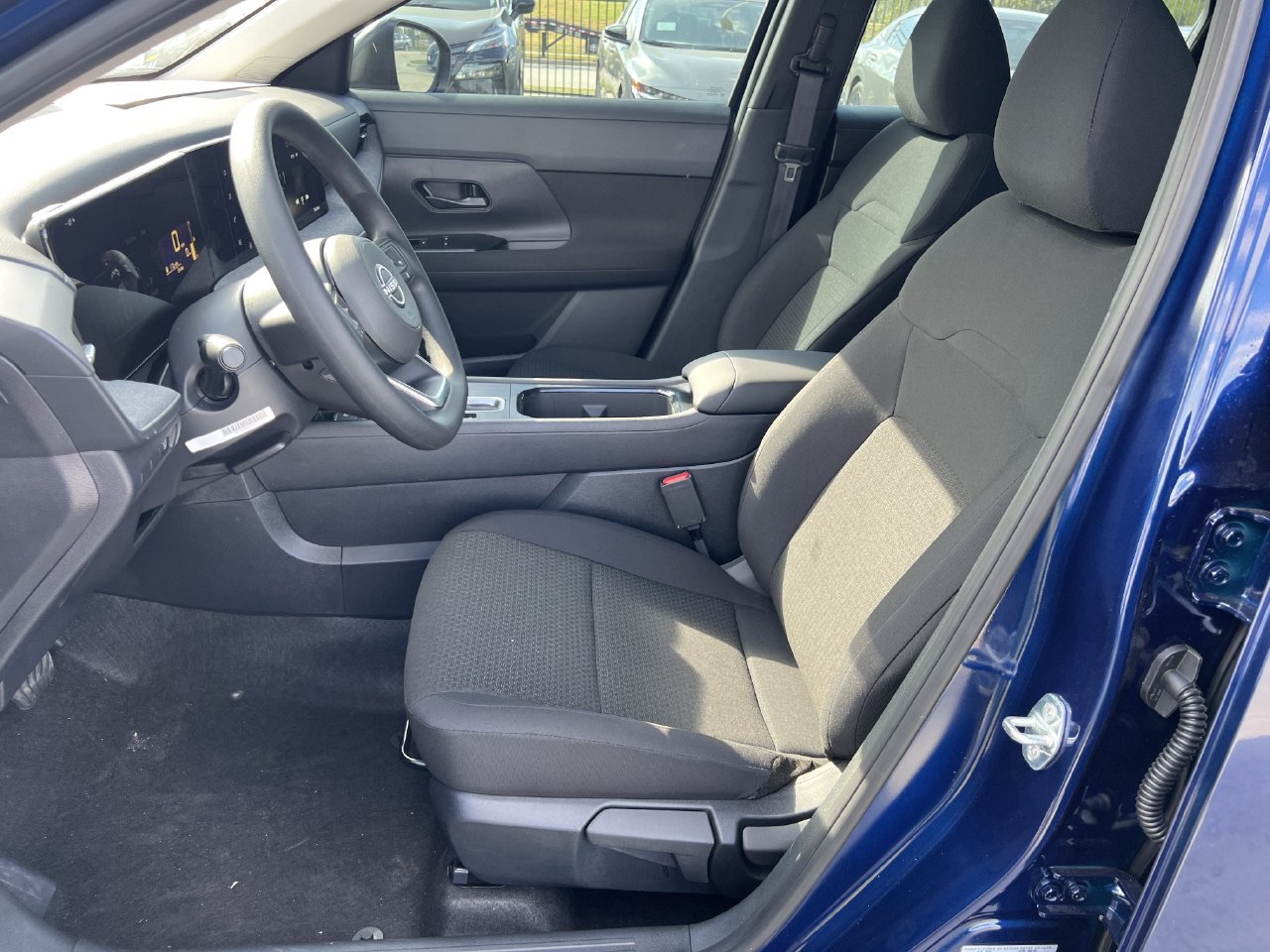 New 2027 Nissan Kicks S FWD image 7