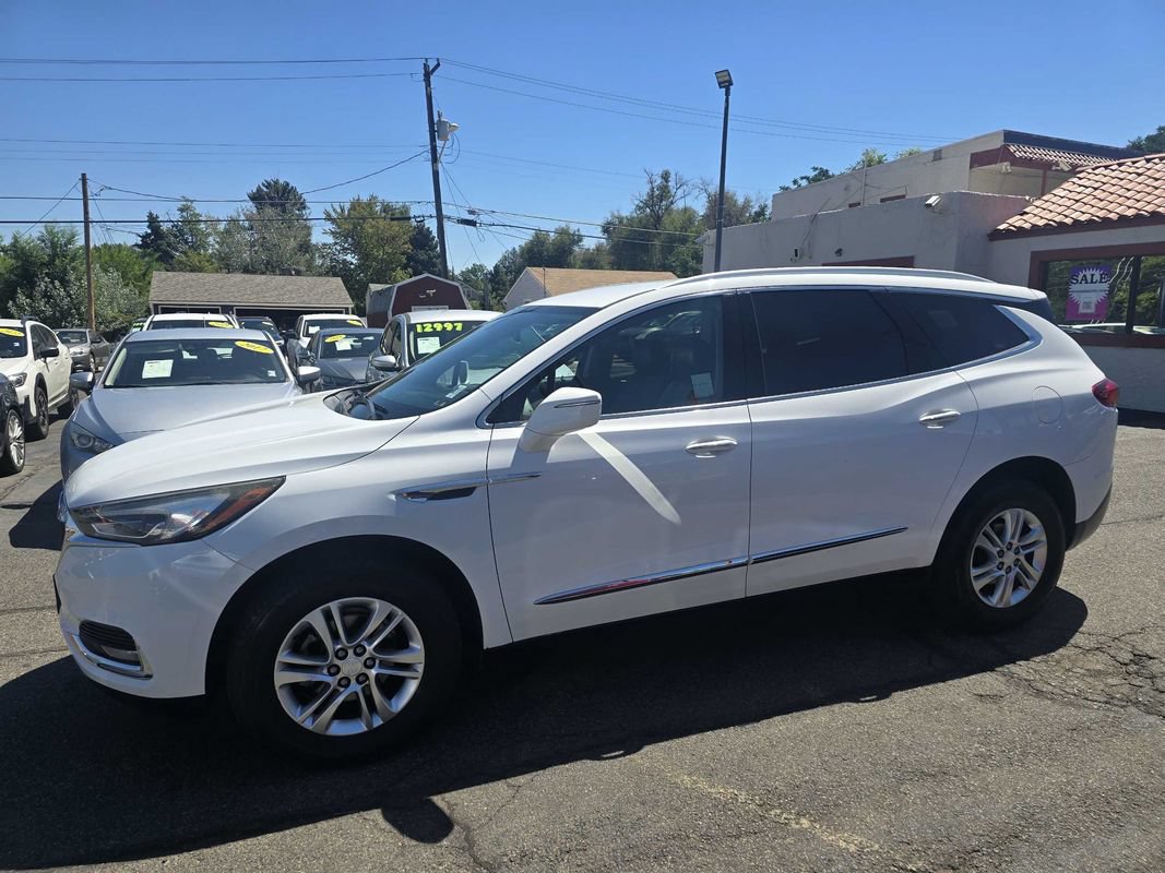 Used 2018 Buick Enclave Essence w/ Trailering Package FWD image 11