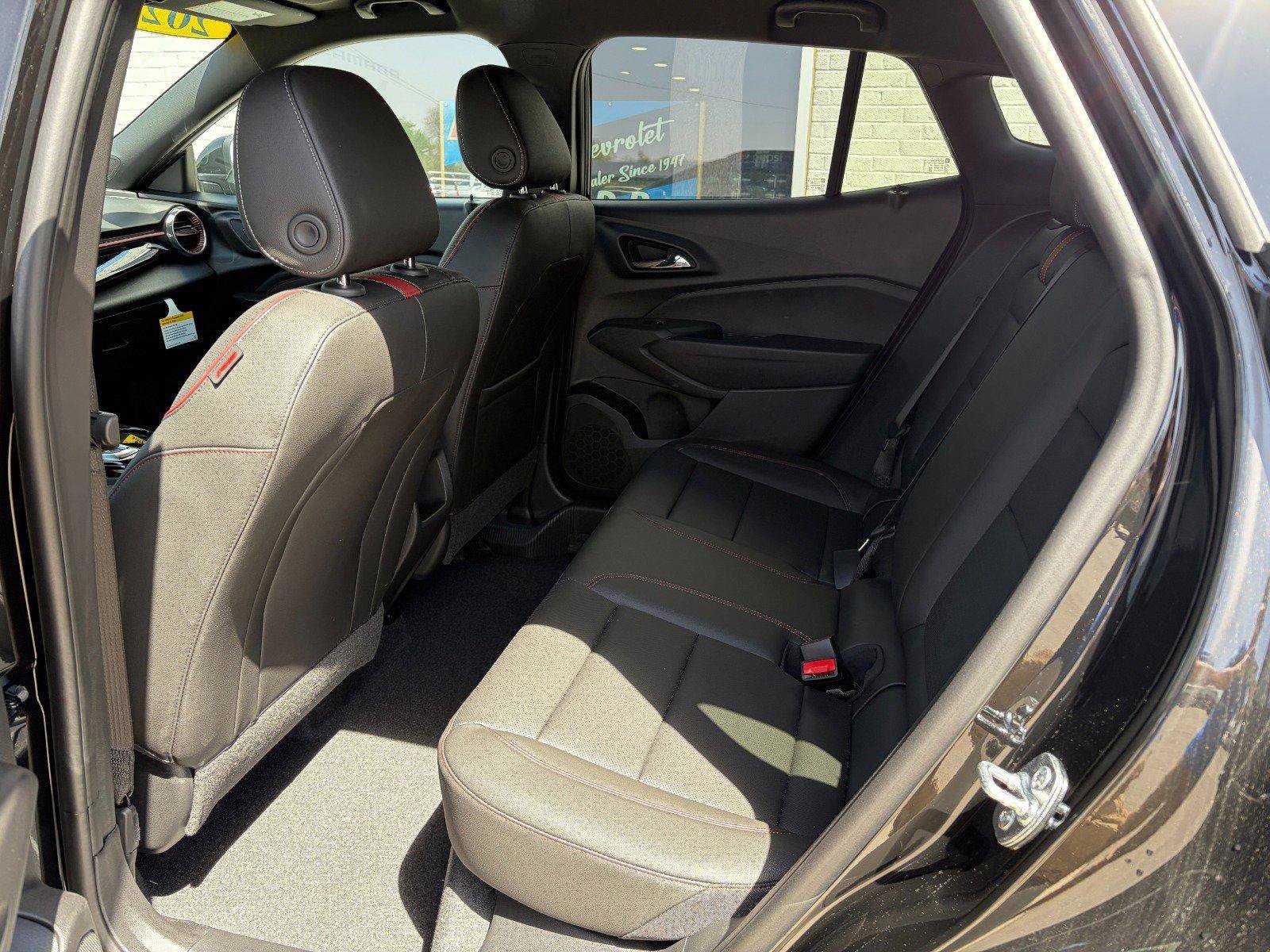 New 2026 Chevrolet Trax RS w/ Driver Confidence Package FWD image 18