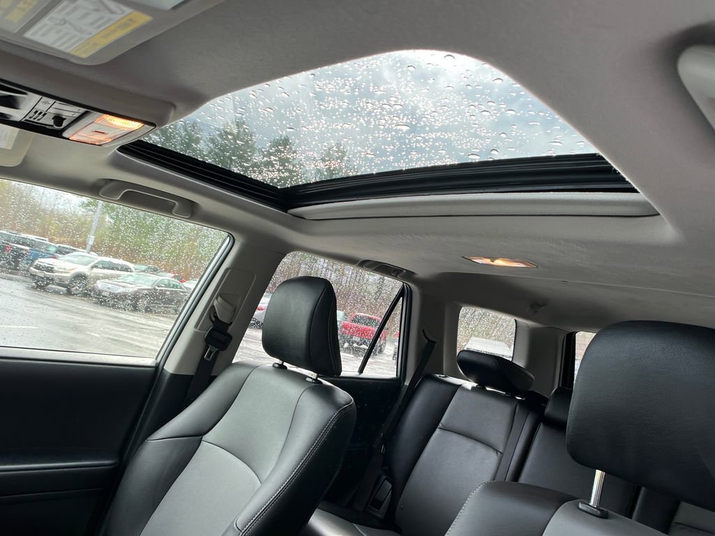 Used 2023 Toyota 4Runner SR5 Premium w/ Moonroof Package image 21