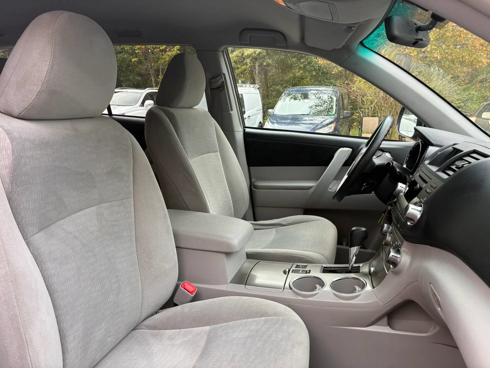 Used 2011 Toyota Highlander 4WD w/ Tech Pkg image 36