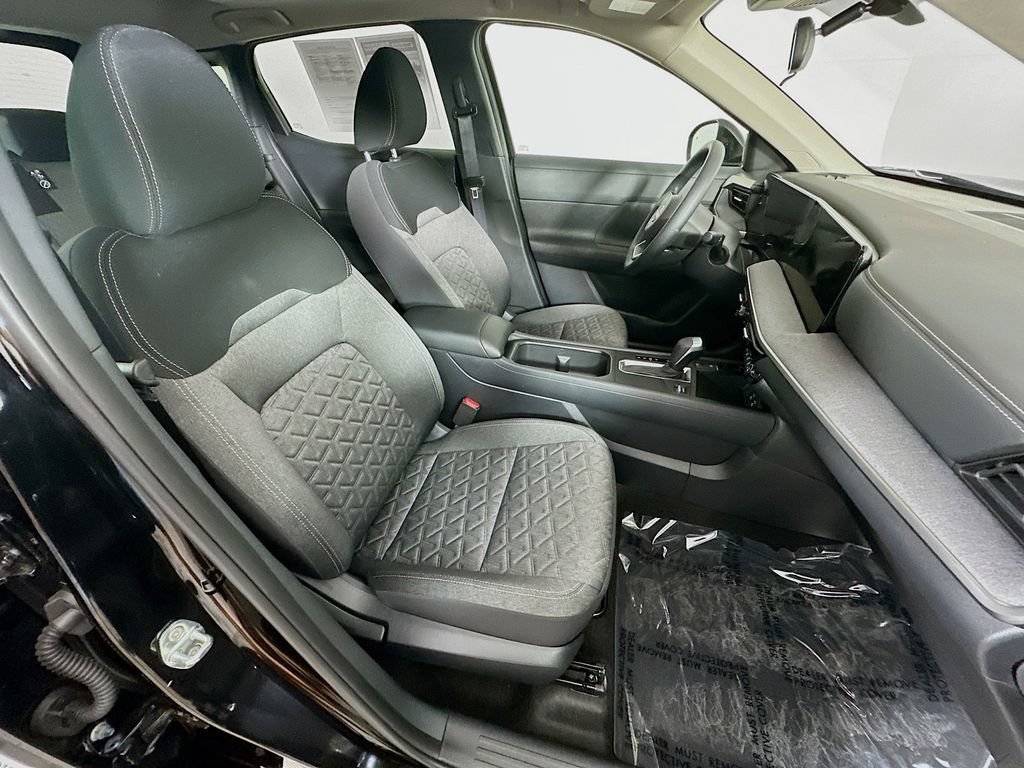 Certified 2026 Nissan Kicks SV w/ SV Premium Package AWD/4WD image 36