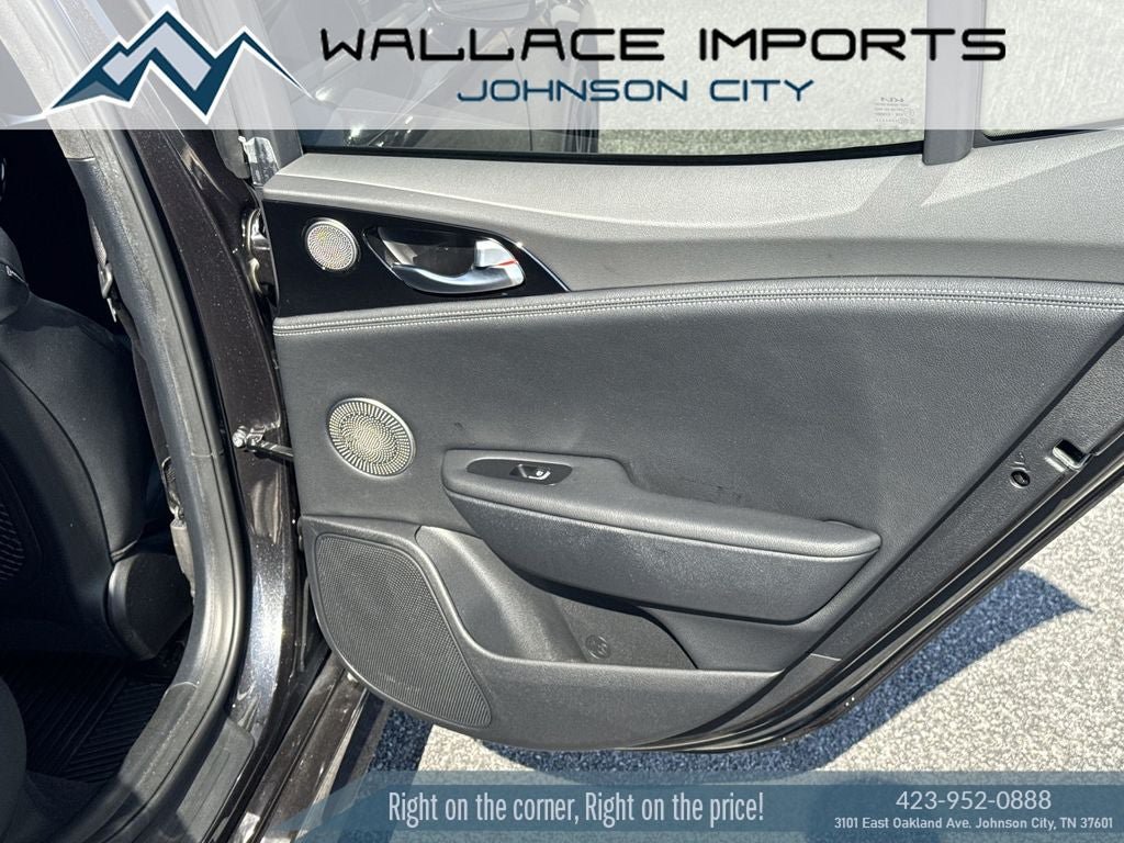 Used 2023 Kia Stinger GT-Line w/ Sun & Sound Package RWD image 39