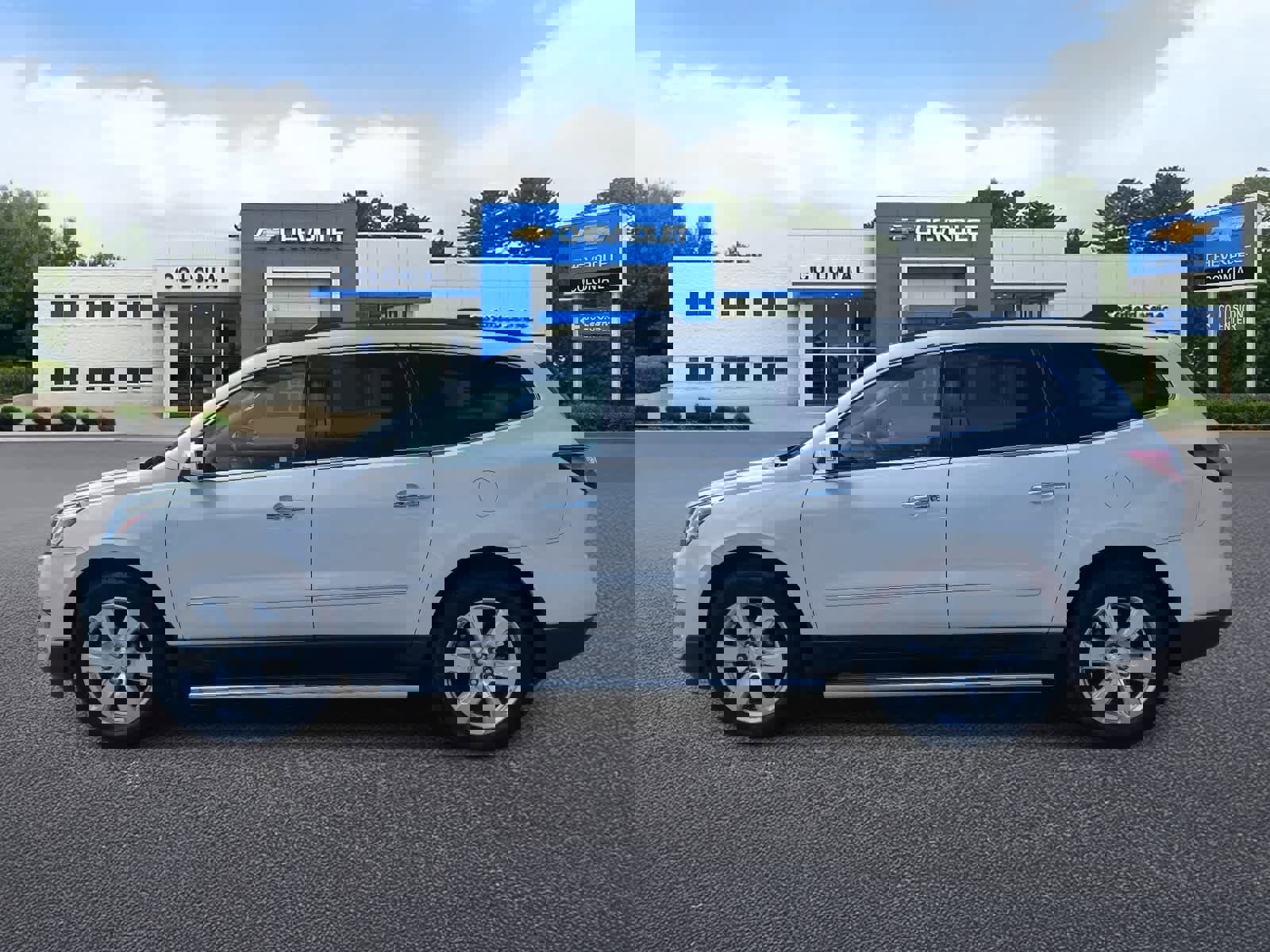 Used 2017 Chevrolet Traverse Premier w/ LPO, 'HIT The Road' Package image 6