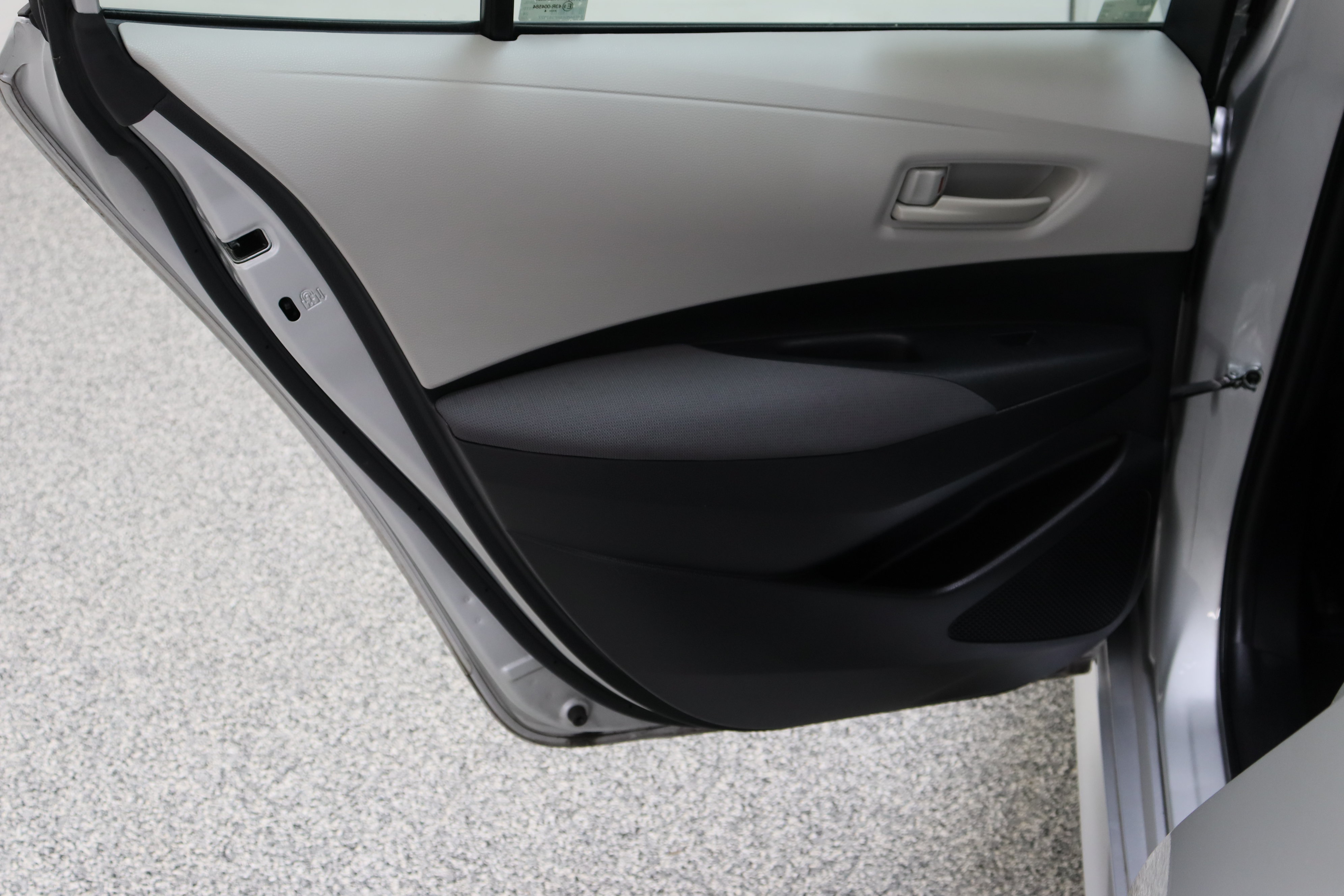Used 2024 Toyota Corolla LE FWD image 23