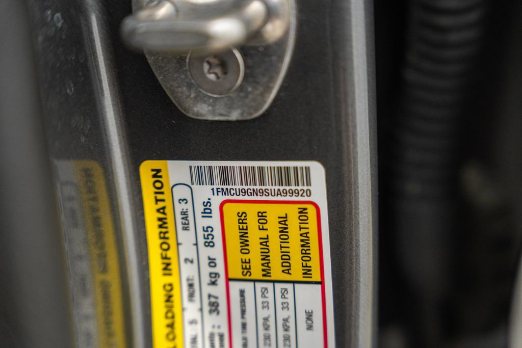 Used 2025 Ford Escape Active AWD/4WD image 45