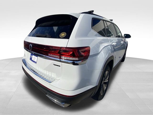 Used 2024 Volkswagen Atlas SE AWD/4WD image 9