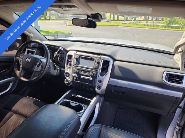 Used 2017 Nissan Titan PRO-4X AWD/4WD image 13
