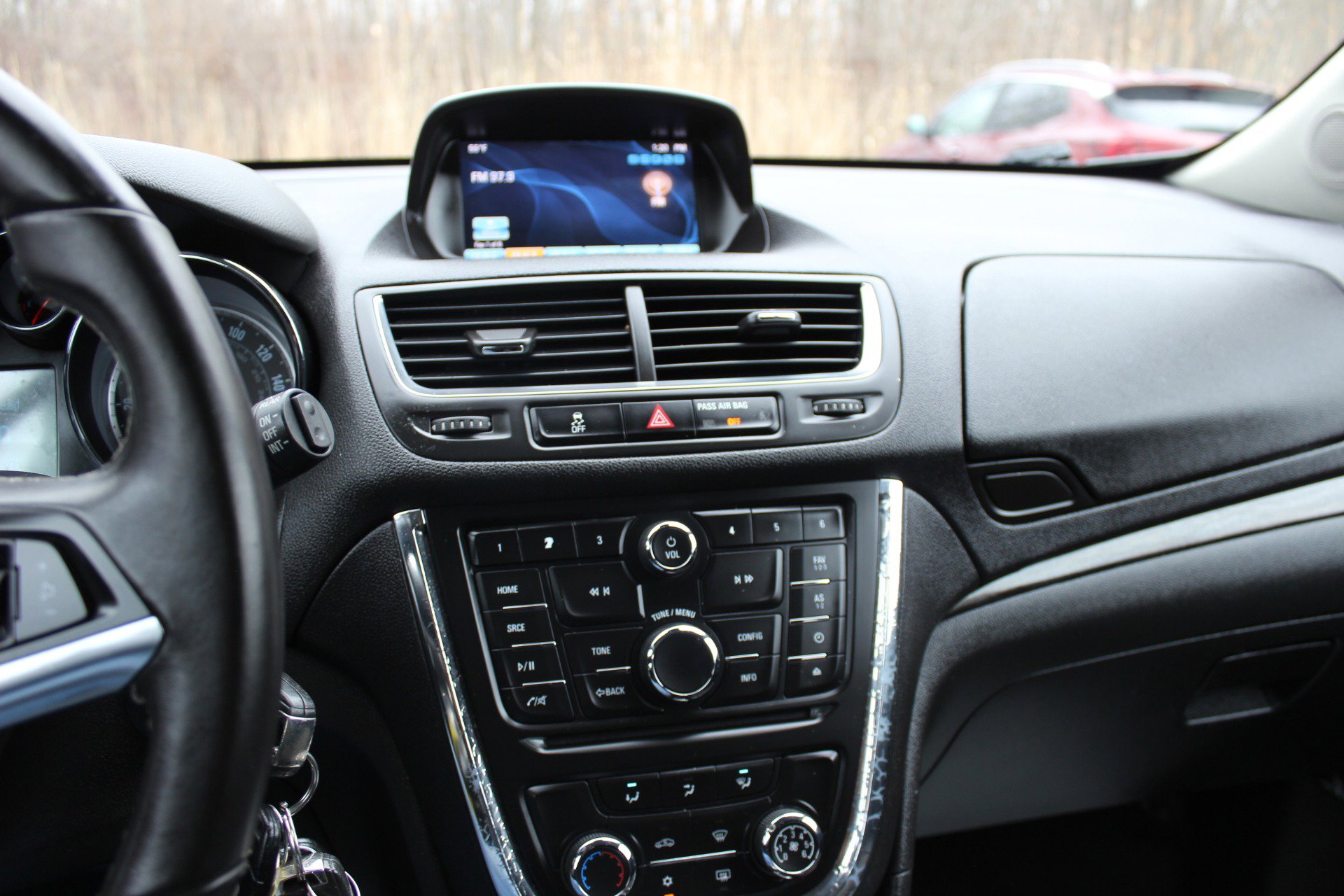 Used 2015 Buick Encore AWD image 24